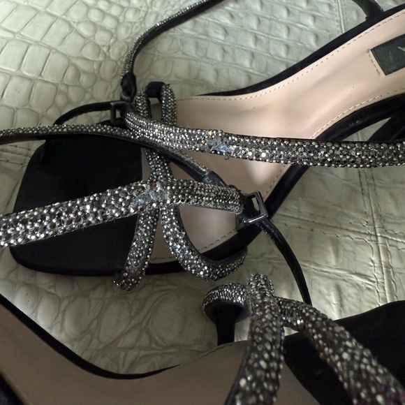 AQUA Black Suede Rhinestone Wrap Heels Size 9.5B – Bloomingdale’s Exclusive - Picture 9 of 9